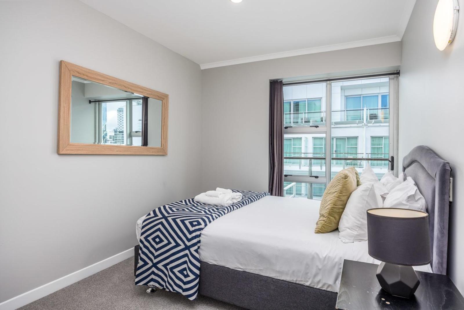 오클랜드 Beautiful Renovated 2 X Bdrm,Perfect Location 아파트 외부 사진