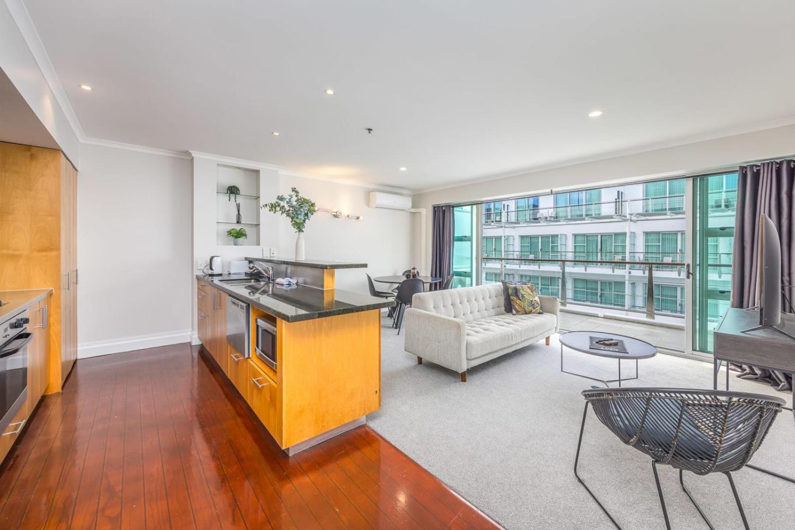 오클랜드 Beautiful Renovated 2 X Bdrm,Perfect Location 아파트 외부 사진