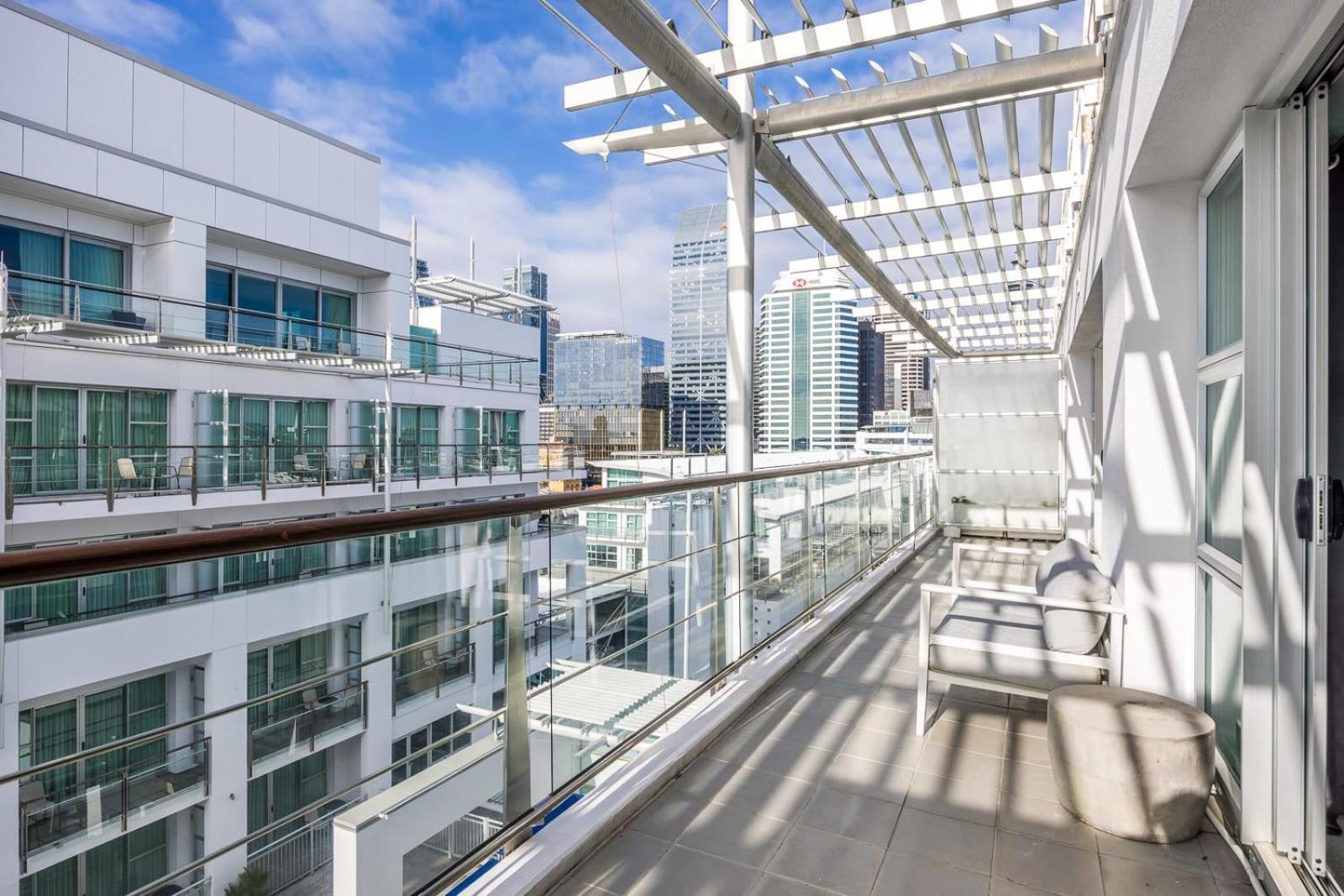 오클랜드 Beautiful Renovated 2 X Bdrm,Perfect Location 아파트 외부 사진