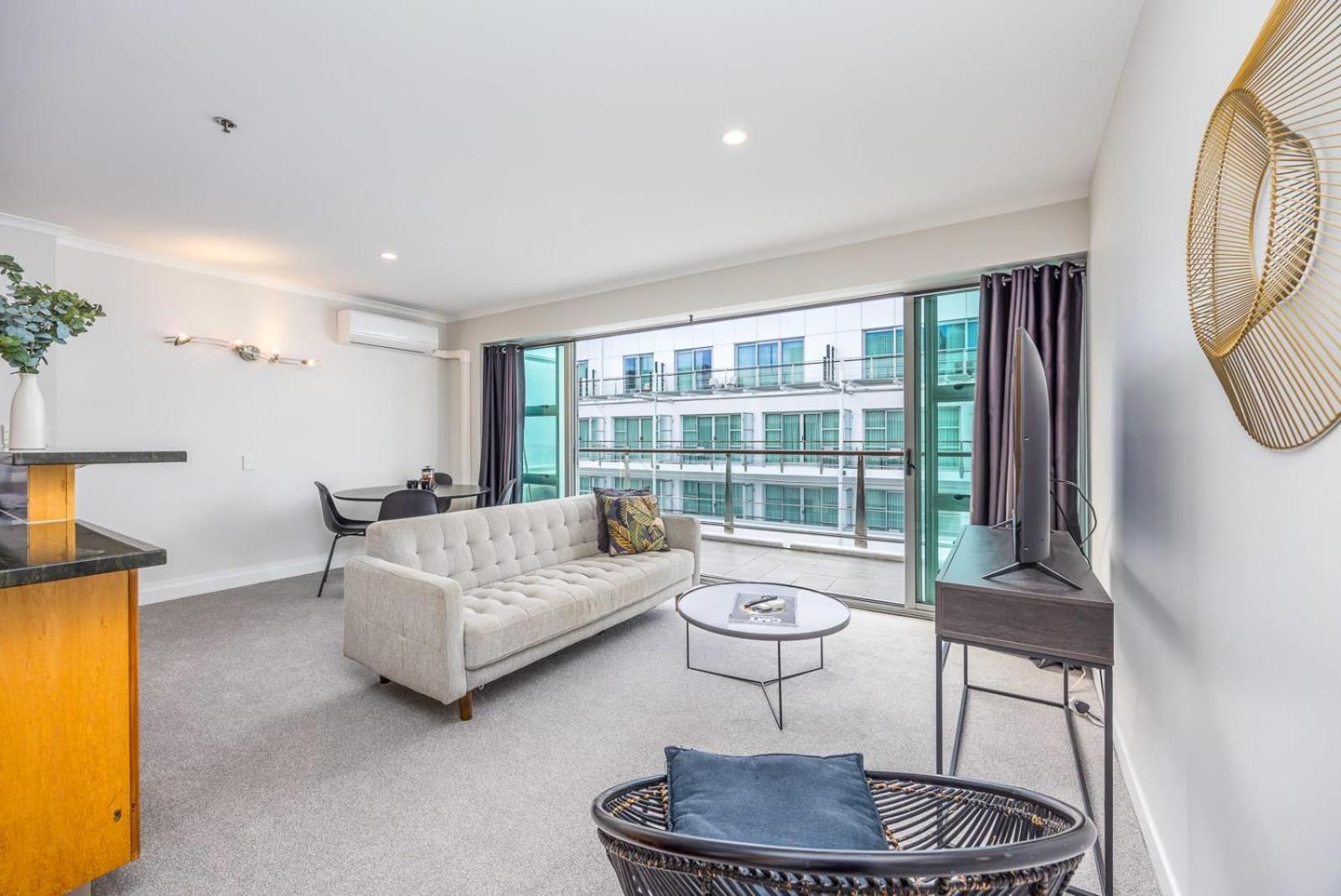 오클랜드 Beautiful Renovated 2 X Bdrm,Perfect Location 아파트 외부 사진
